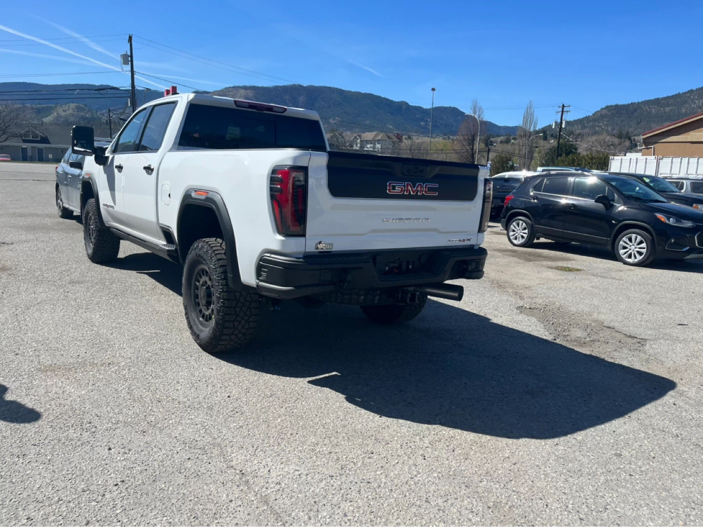 GMC Sierra AT4X HD Pickup Truck - photo 3