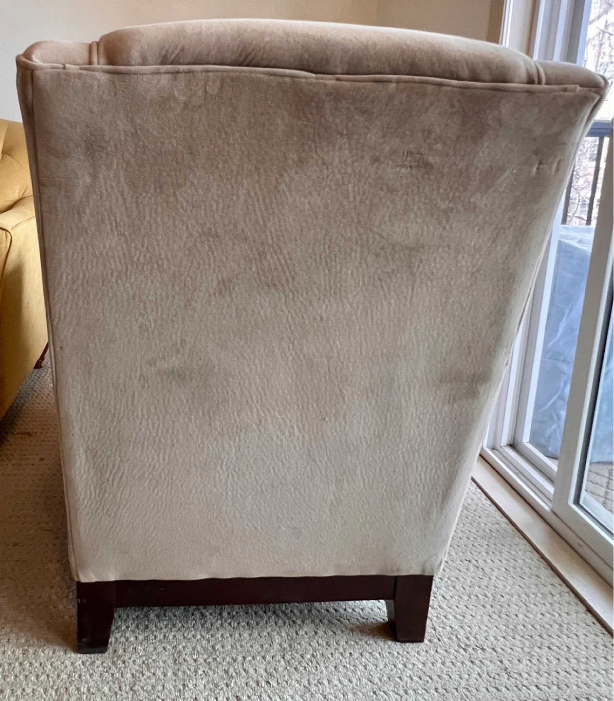 Modern Accent Chair + Pillows - photo 3