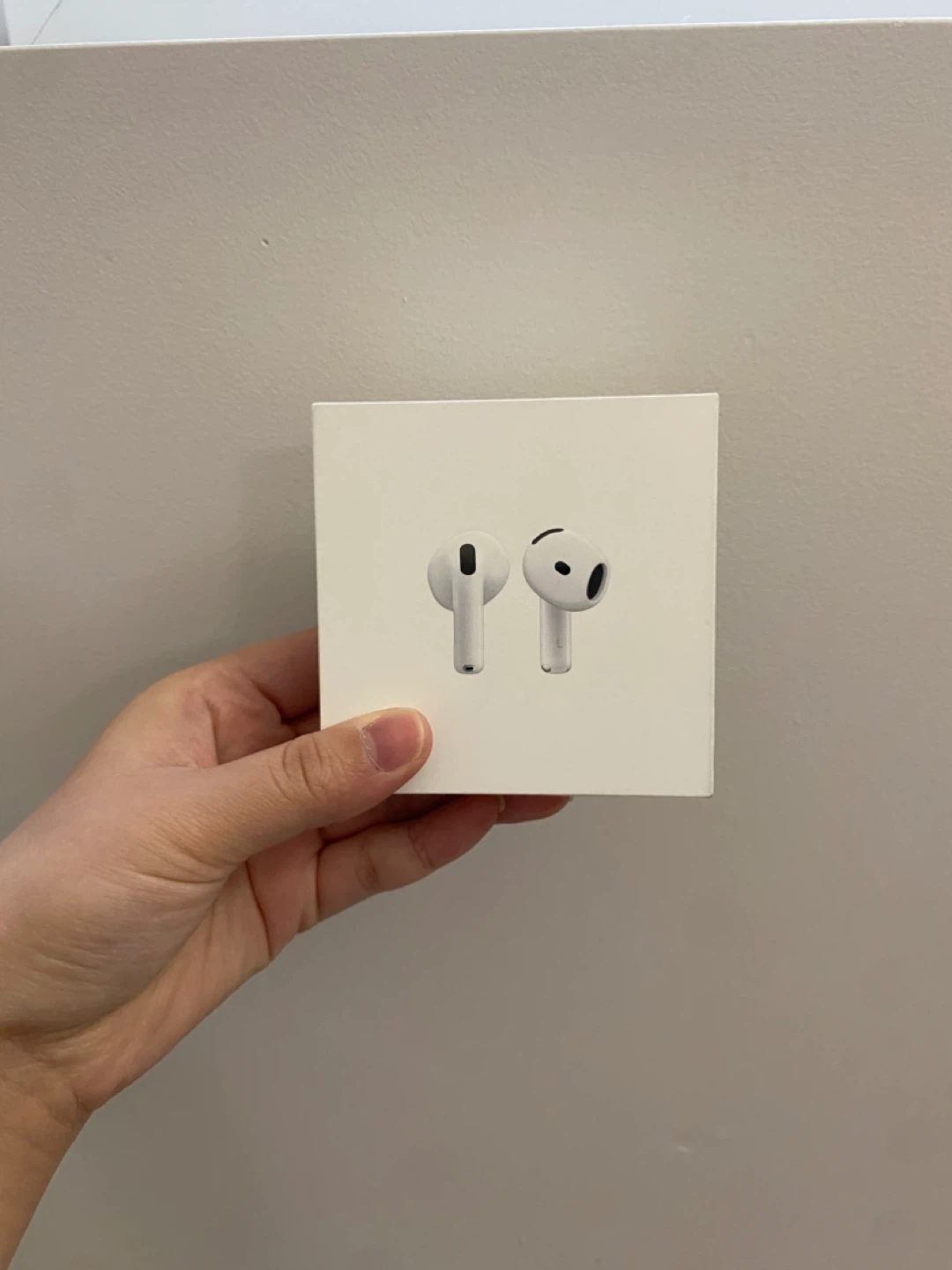 Apple AirPods 4 – Like New (Only Used Once) - photo 2