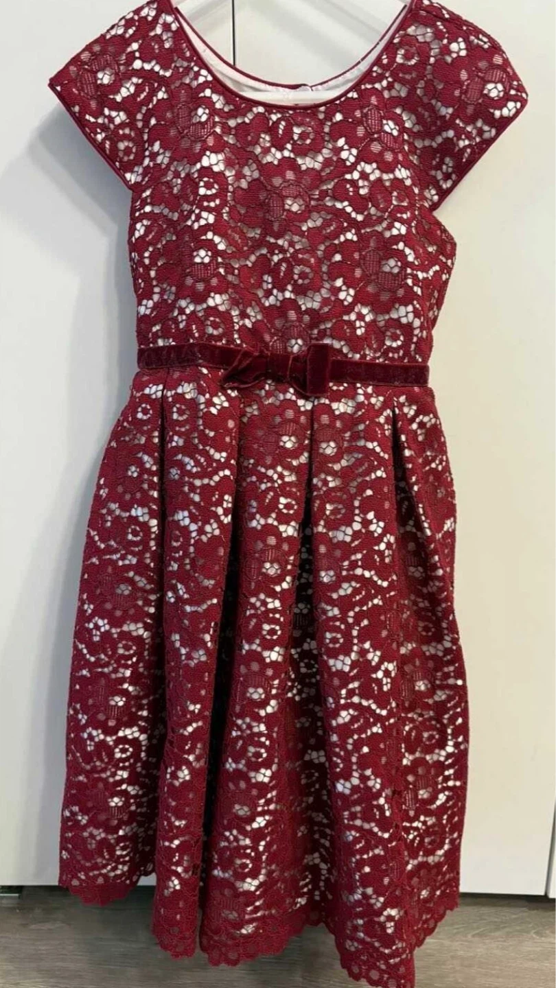 CHILD SIZE 5- ‘Jona Michelle’ Red Lace Dress - photo 2