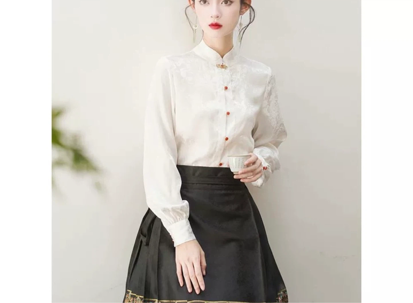 White Mandarin Collar Blouse - photo 2