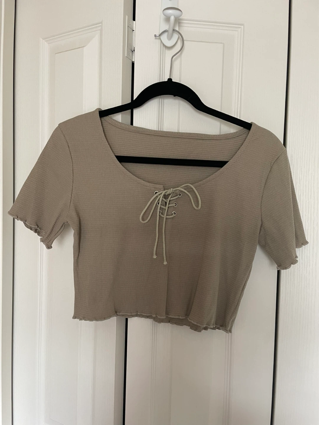 Brand new Ribbed Lace-Up Crop Top