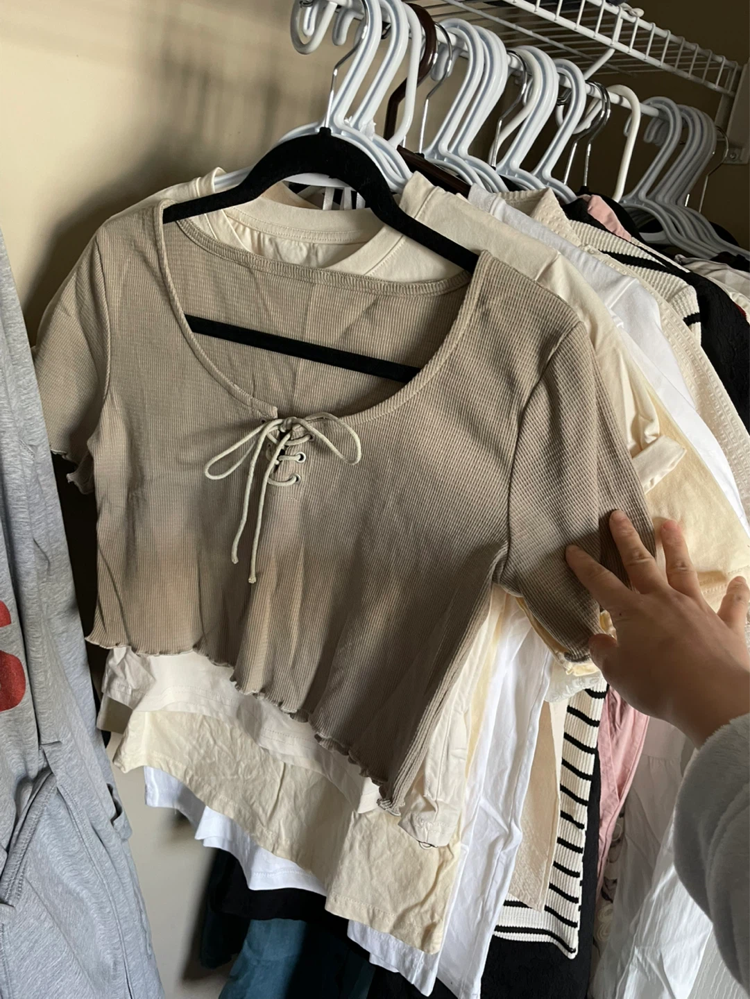 Brand new Ribbed Lace-Up Crop Top - photo 2