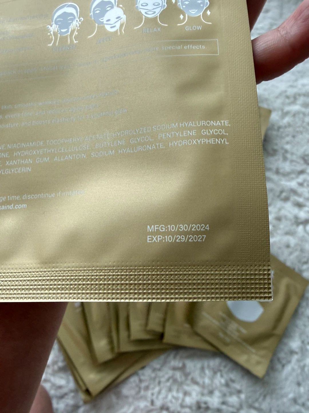 Viral TikTok  Korean Hydraglow Deep Face and neck Masks - photo 4