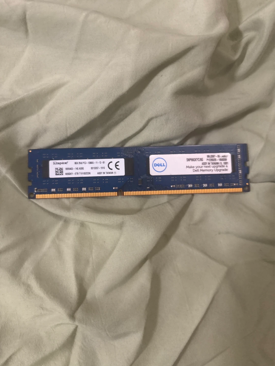 2 RAM sticks (potentially broken) - photo 2