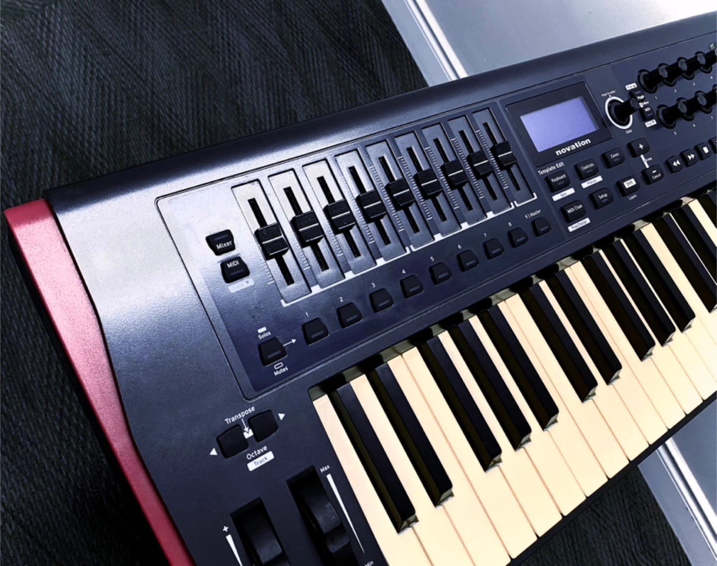 Novation Impulse 49 with Yorkville Dual-X Keyboard Stand - photo 4