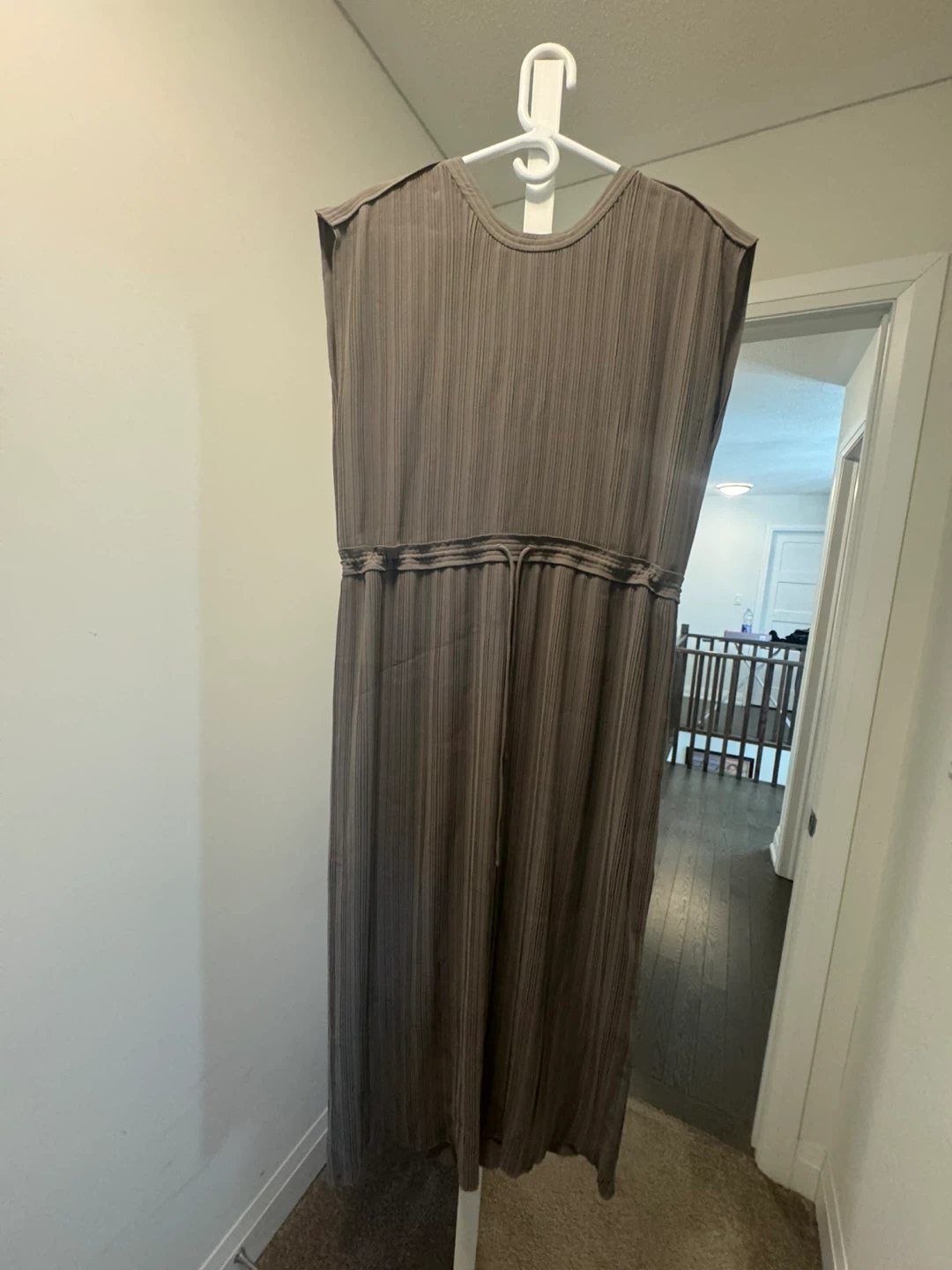 Club Monaco Pleated Maxi Dress - photo 4