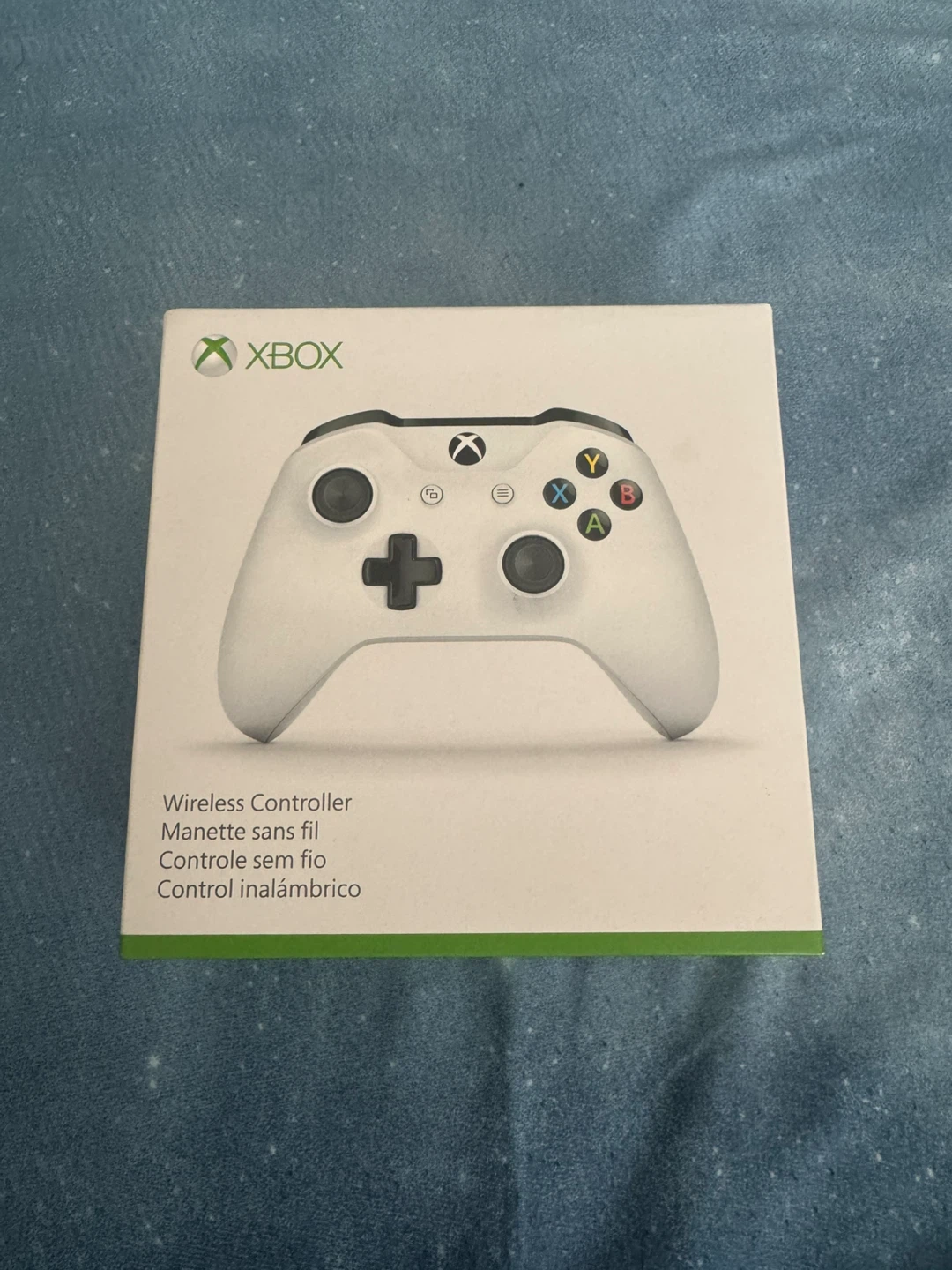 White Xbox Wireless Controller
