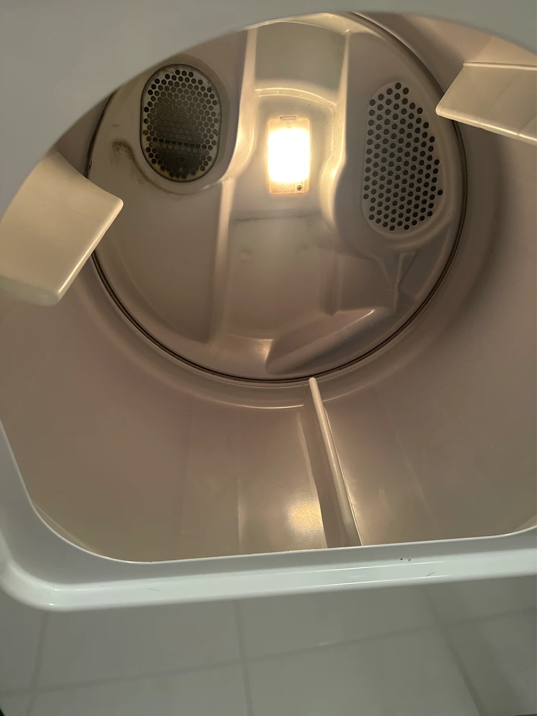 Inglis White Electric Dryer