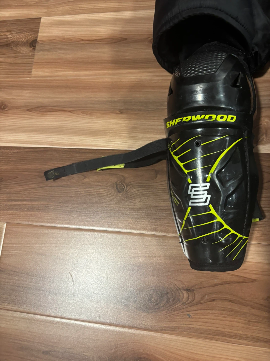 Sherwood Rekker Youth Hockey Protective Kit M/M - photo 4