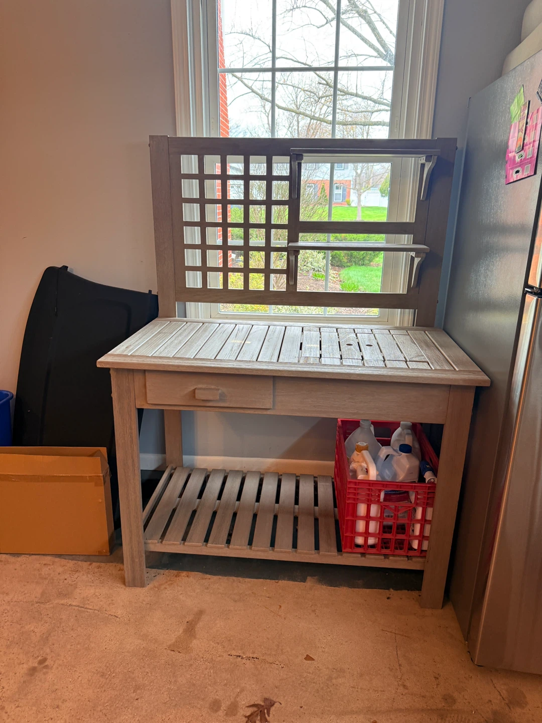 Wooden garden / potting bench