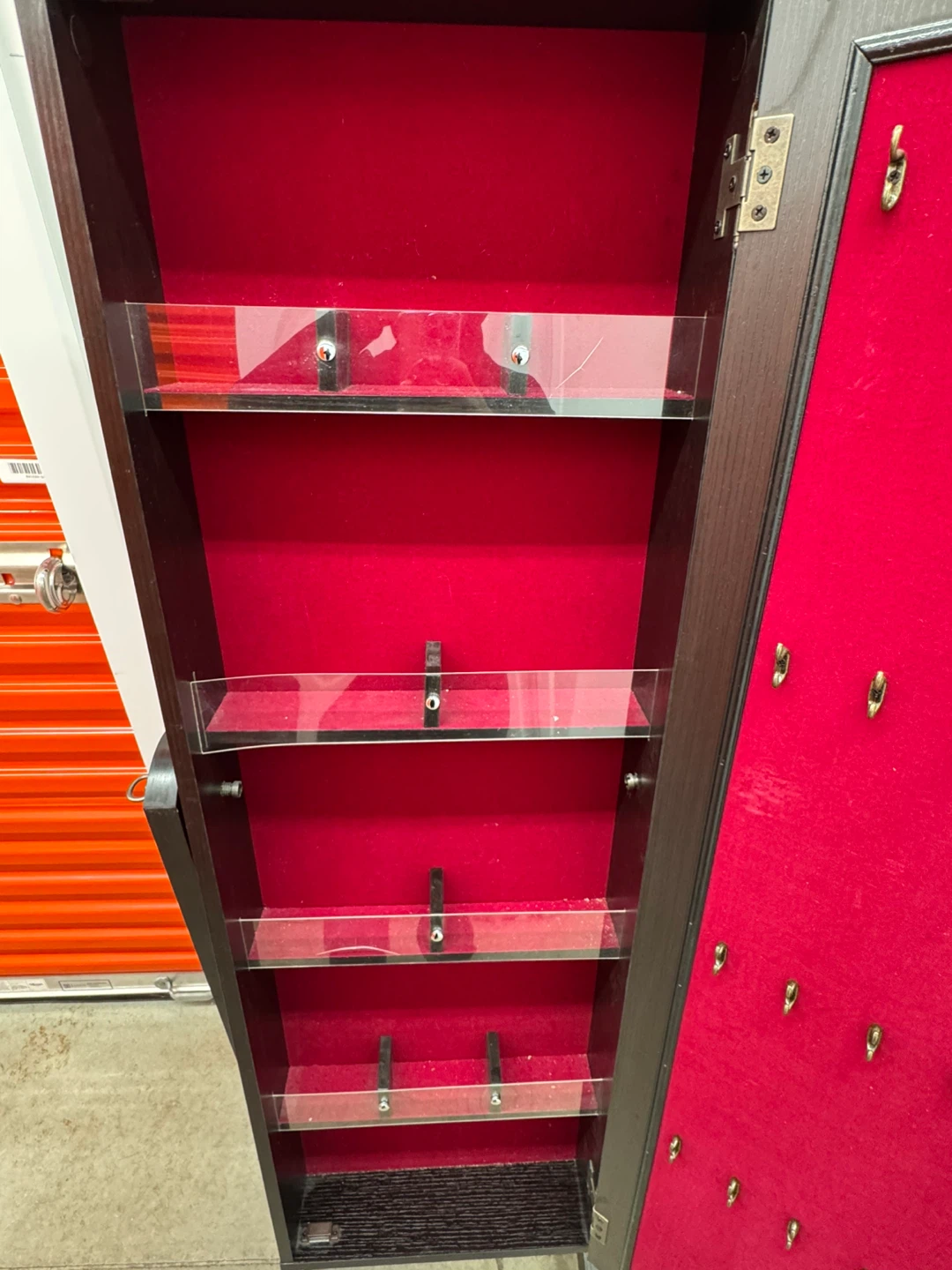 EVERYTHING MUST GO TODAY! - photo 5