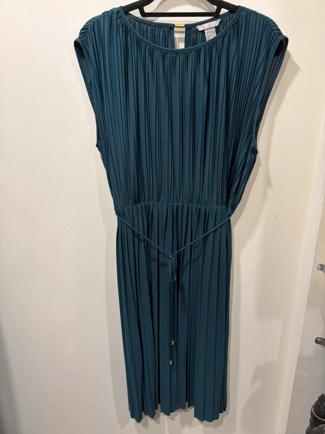 H&M Pleated Midi Dress - Teal - Size L