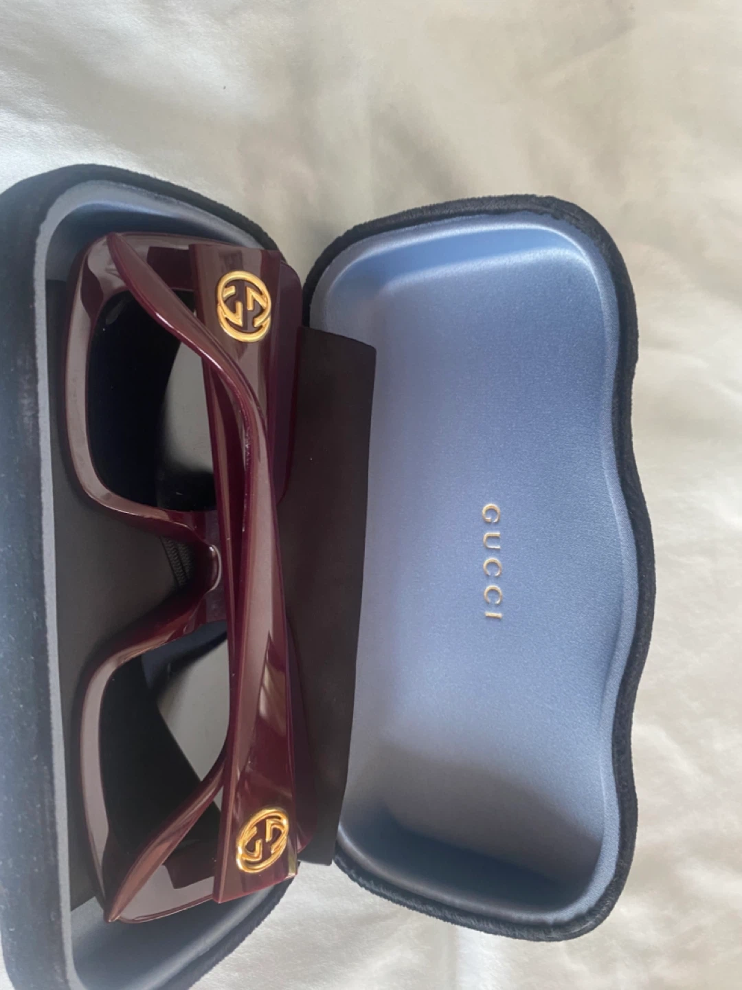 Gucci Sunglasses with Case - photo 2