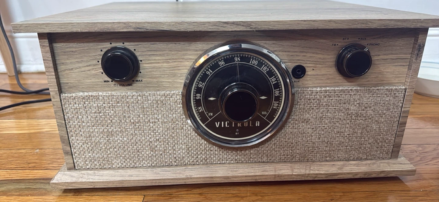 Victrola Record Player with Radio and Bluetooth - photo 3