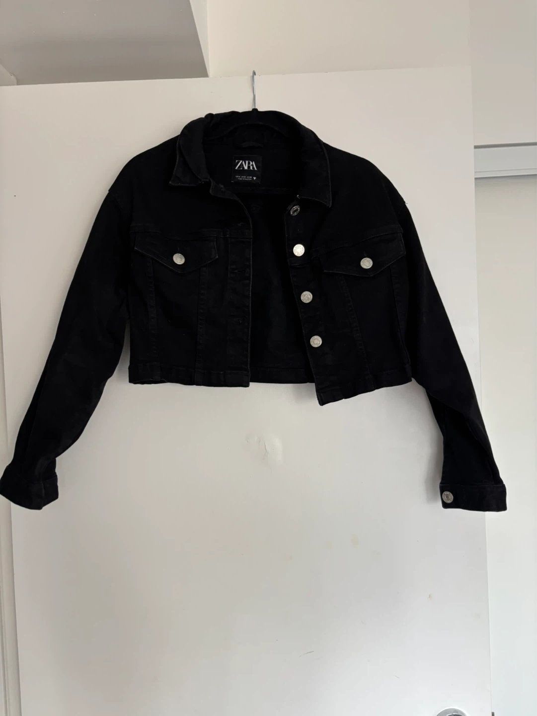 Zara Black Cropped Denim Jacket
