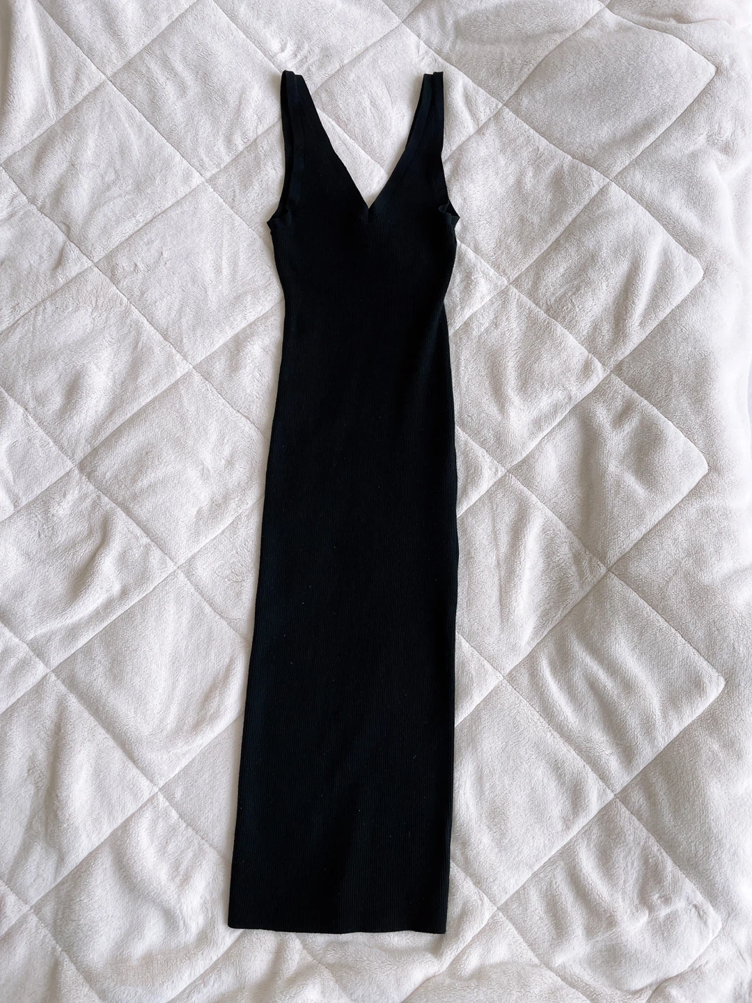 Aritzia Babaton Dress