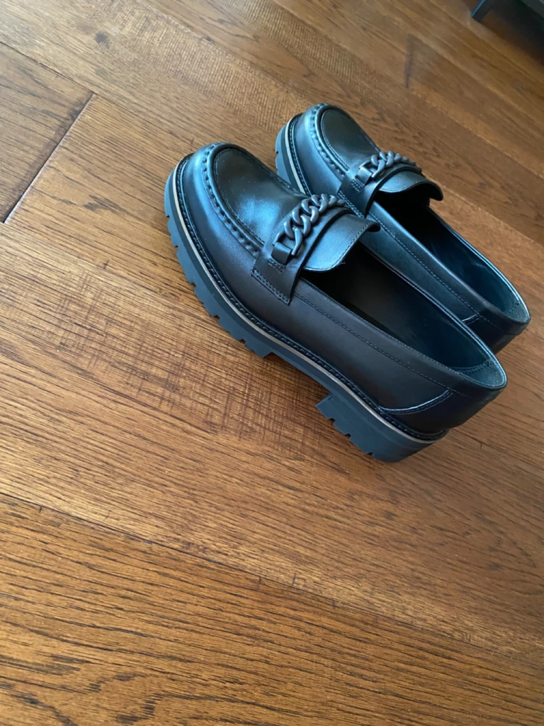 Clarks Black Leather Loafers with Chain Detail - photo 2