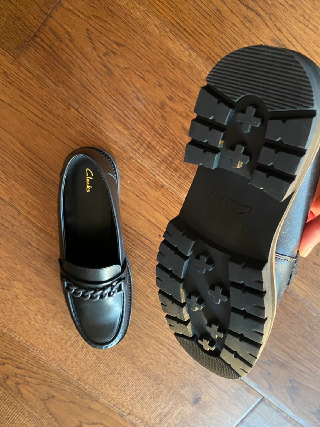 Clarks Black Leather Loafers with Chain Detail - photo 4