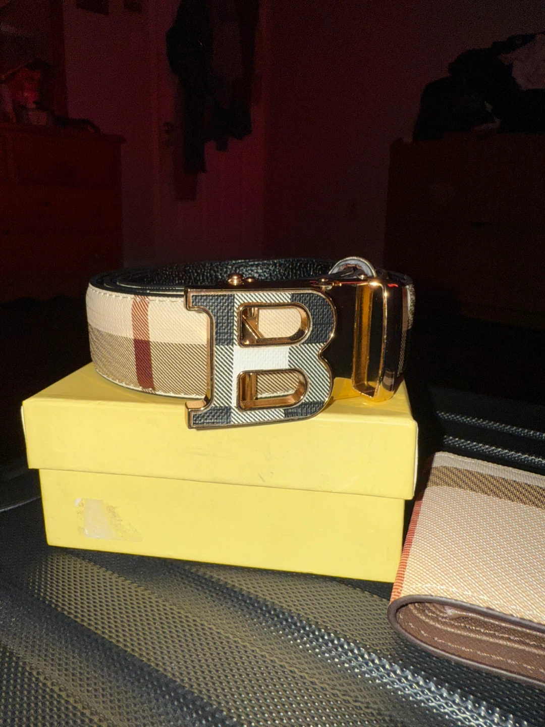 Burberry Nova Check Belt with 'B' Buckle - photo 4
