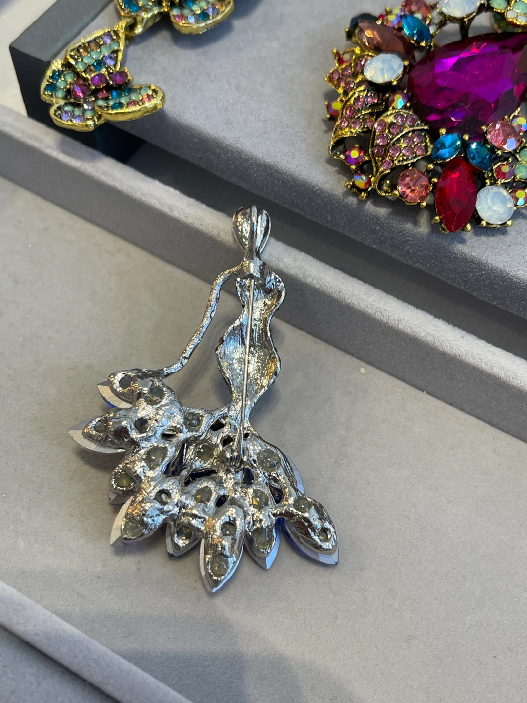 Rhinestone Ballerina Brooch - photo 3