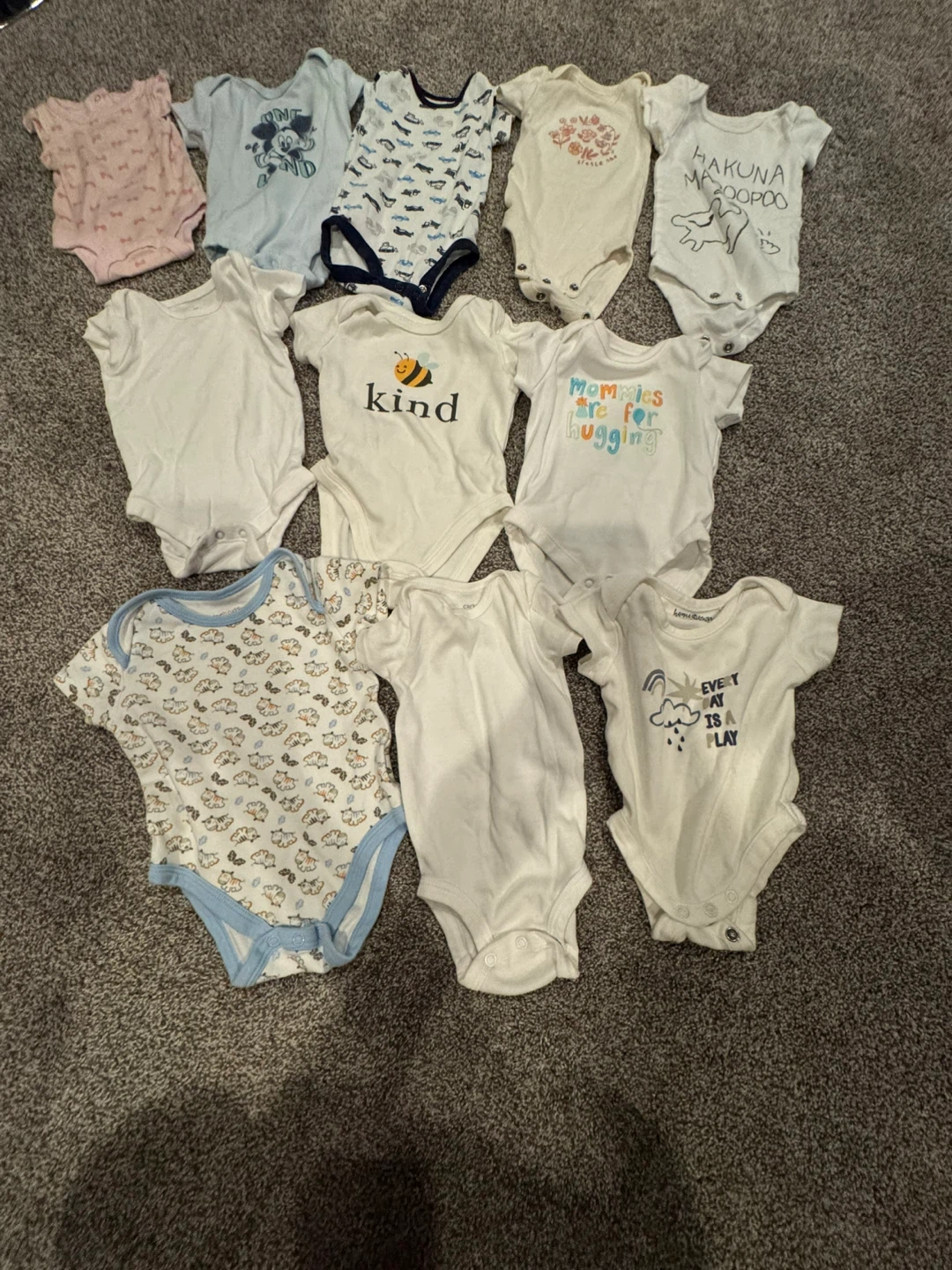 0-3mos Baby Clothes & Accessories Bundle - photo 4