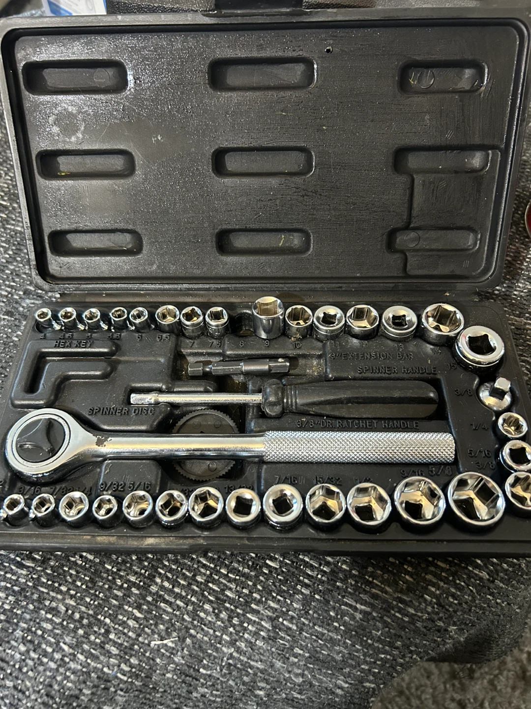 3/8" Drive Ratchet Socket Set
