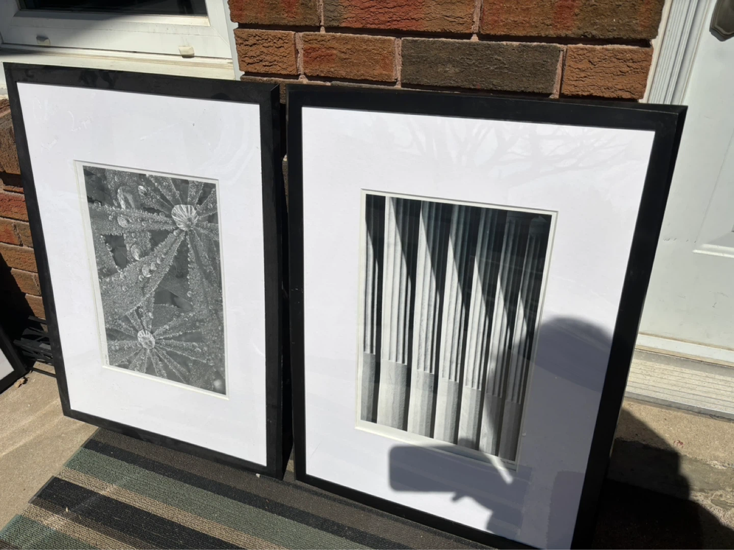 Set of 5 Framed Black and White Photographs - photo 2
