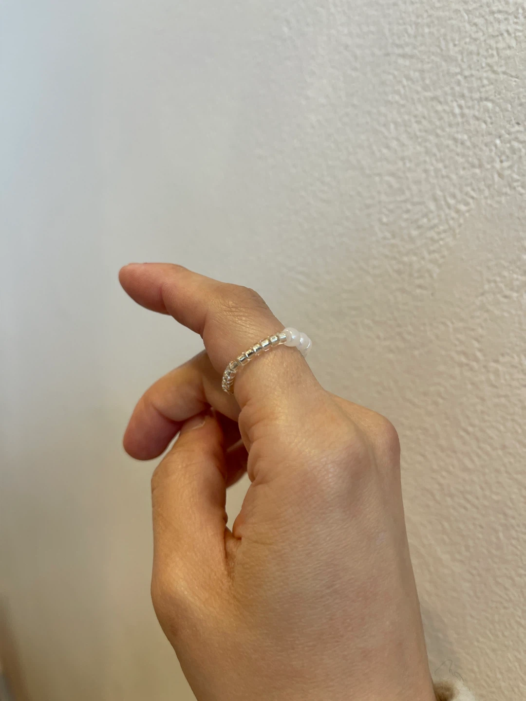 Beaded Ring - White and Silver - photo 3