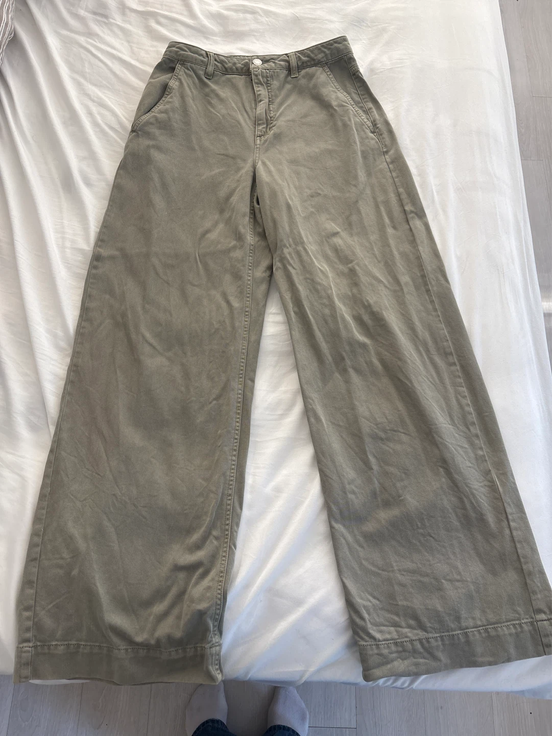 Women's green high rise flare pants