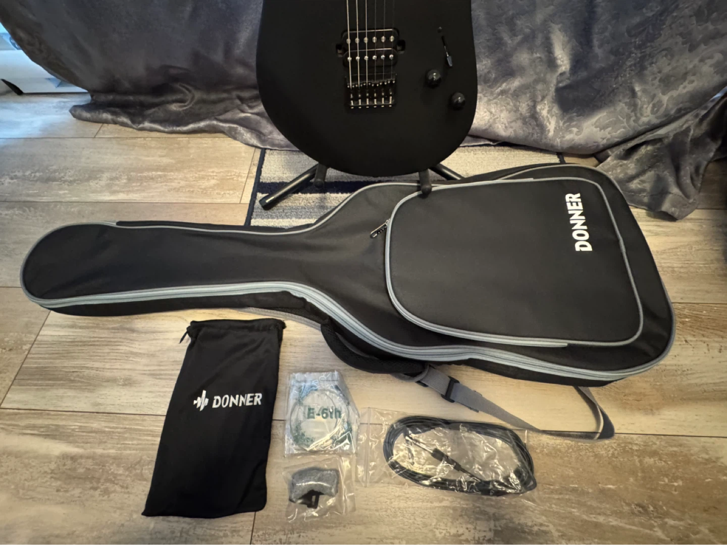 Donner Metal Electric Guitar with Gig Bag and Accessories - photo 3