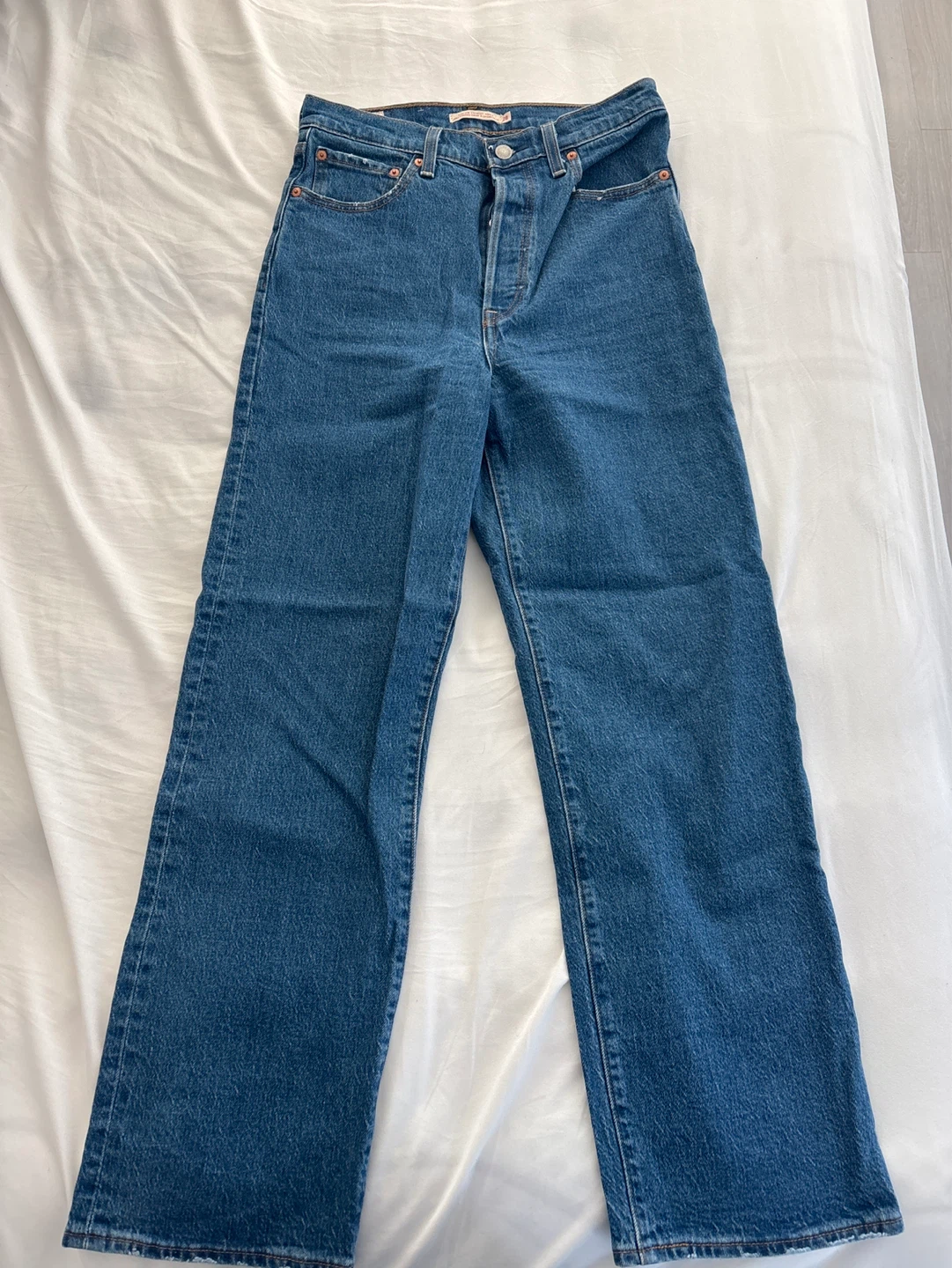 Levi's Blue Denim Ribcage straight ankle jeans