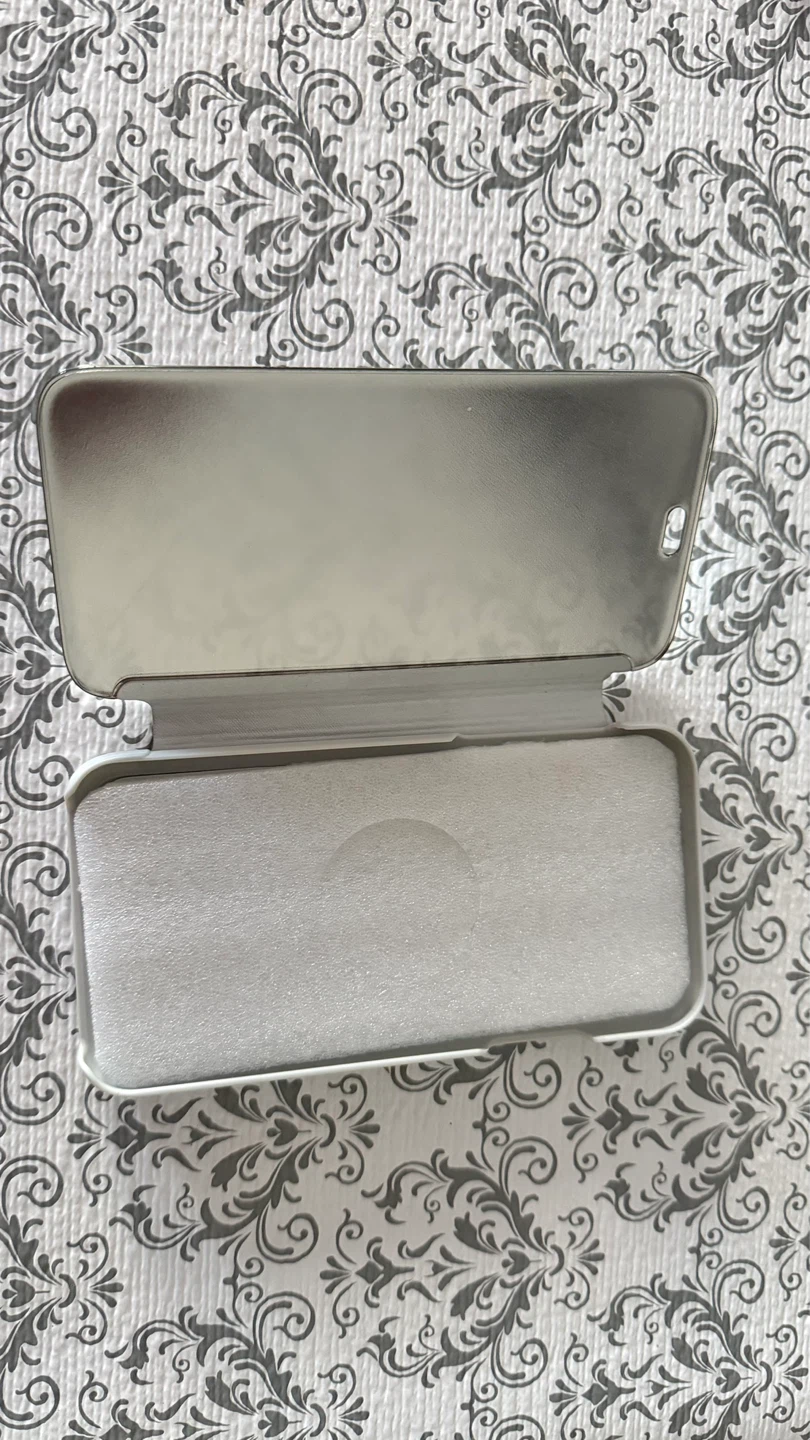 Silver Flip Phone Case iPhone11. - photo 4