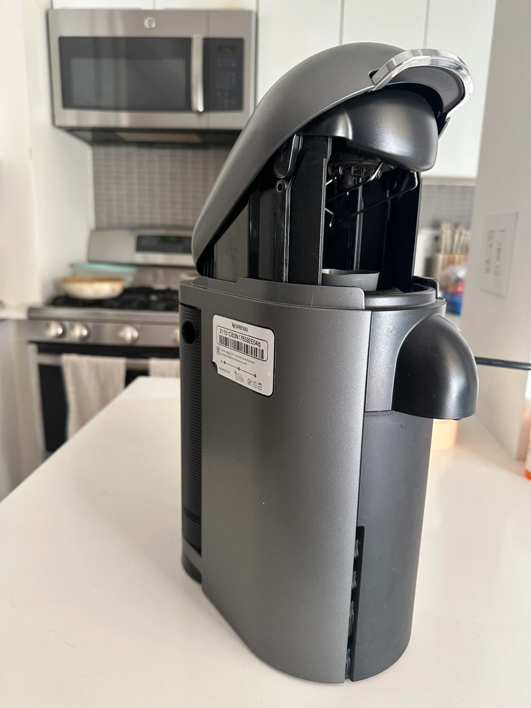 Nespresso VertuoPlus Coffee Machine - photo 2