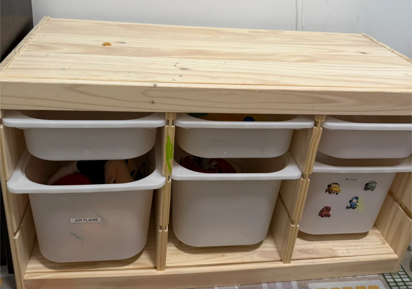 Wooden Toy Storage Unit with 6 Bins