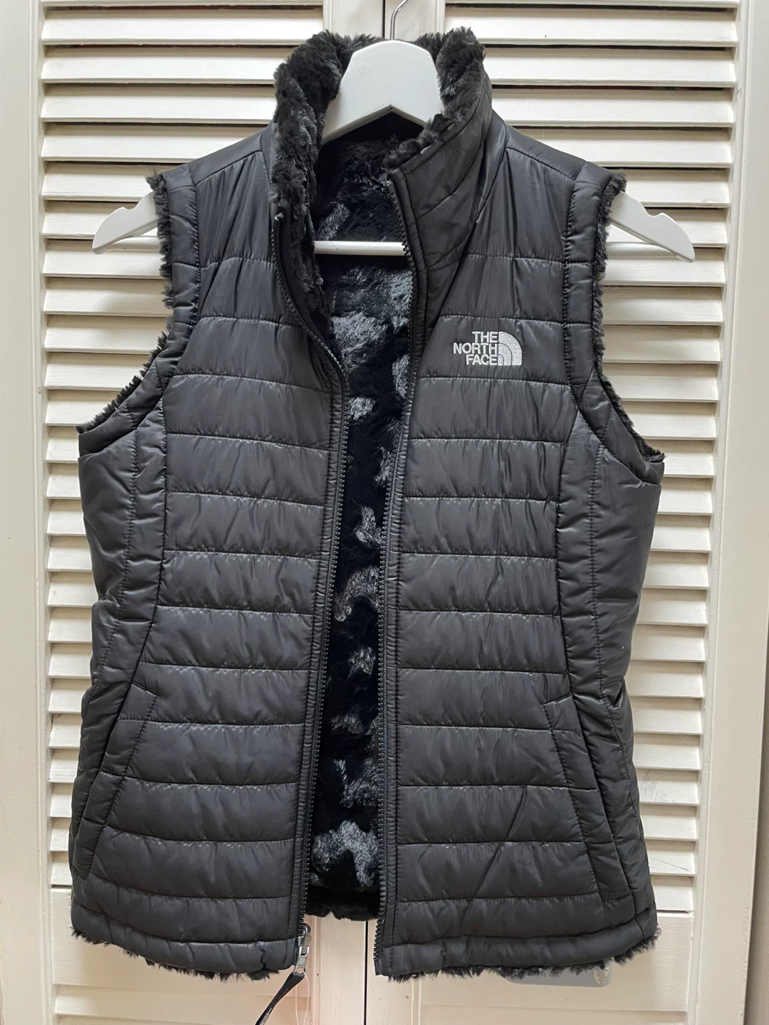 The North Face Reversible Osito Vest - Black - M