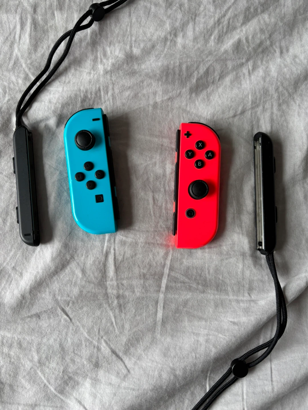 Nintendo Switch Joy-Con Controllers (Blue & Red)