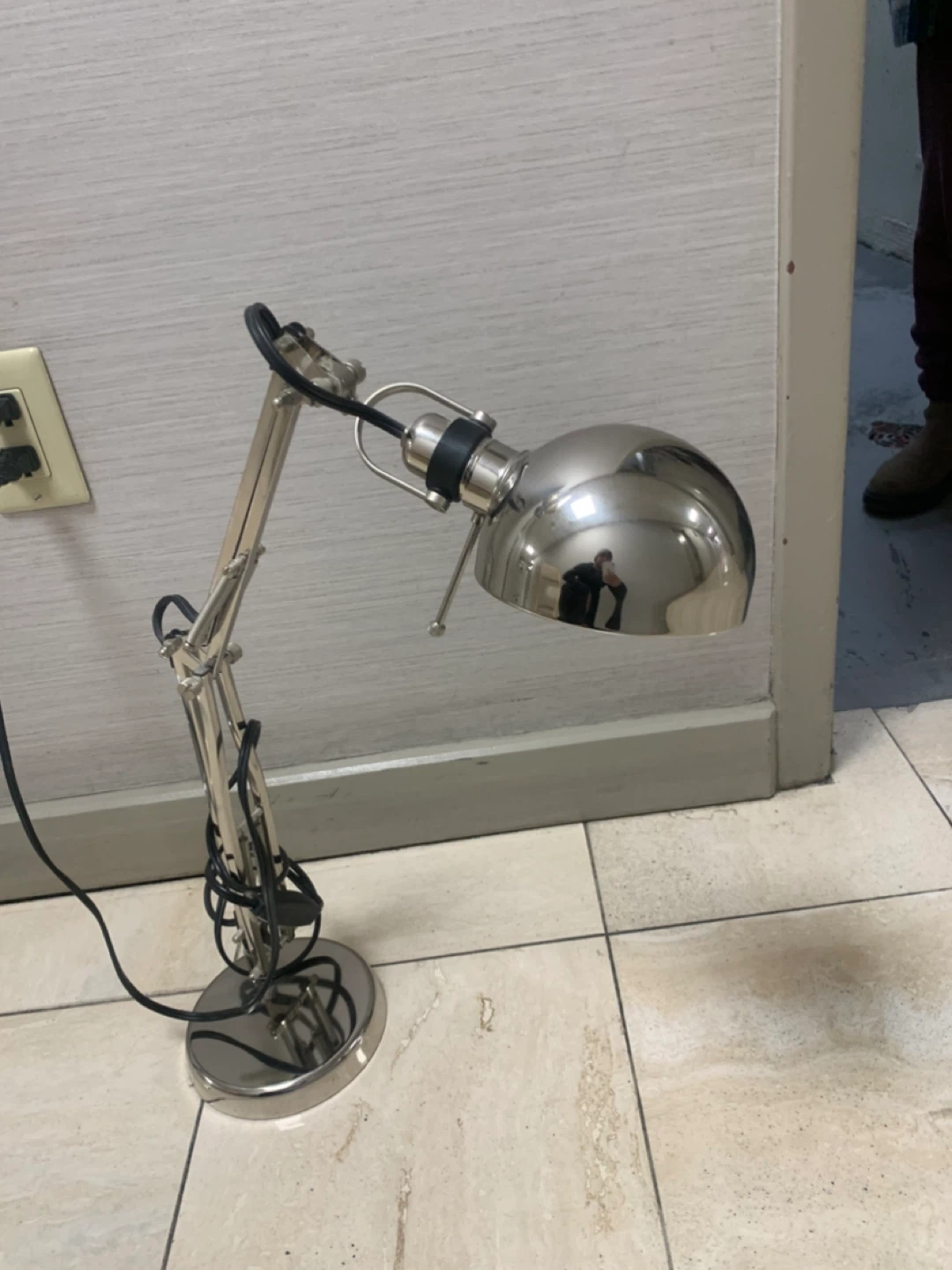 Adjustable Metal Desk Lamp - photo 2