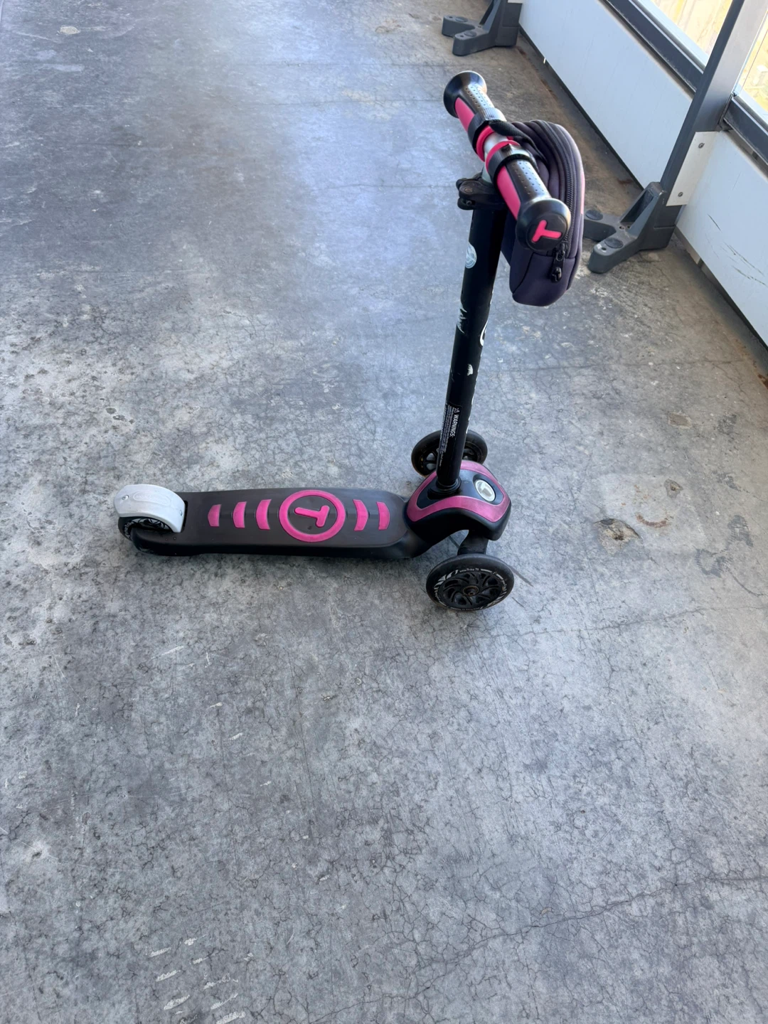Globber 3-Wheel Scooter for Kids - Pink - photo 5