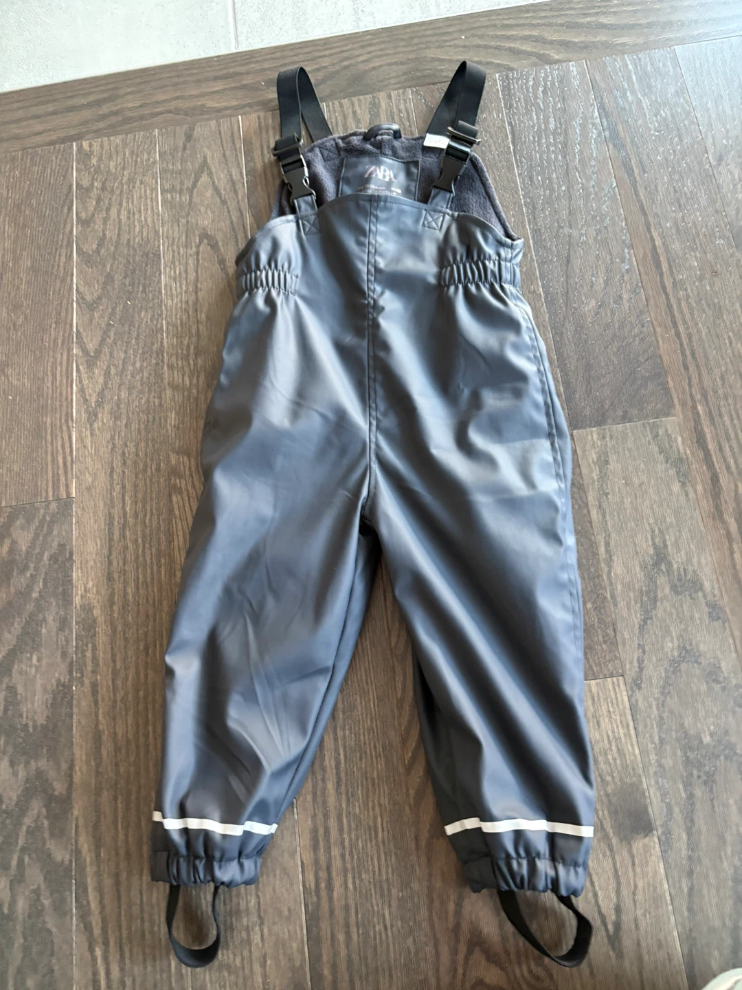 Zara rain jacket 12-18 and rain pants 18-24
