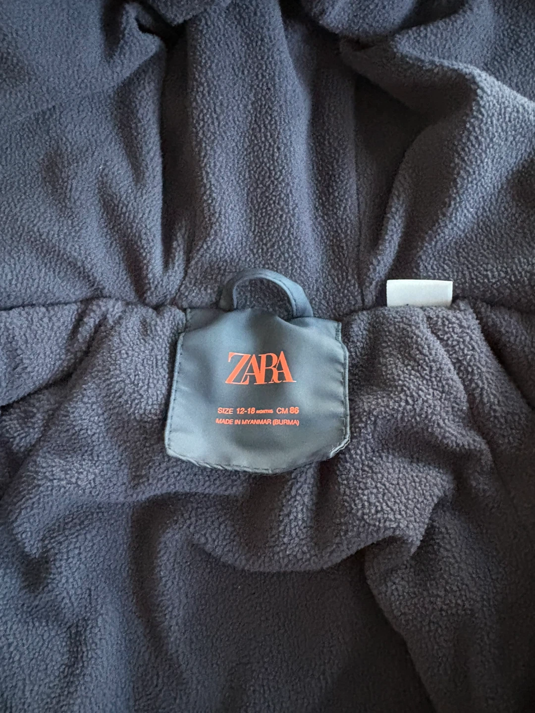 Zara rain jacket 12-18 and rain pants 18-24 - photo 4