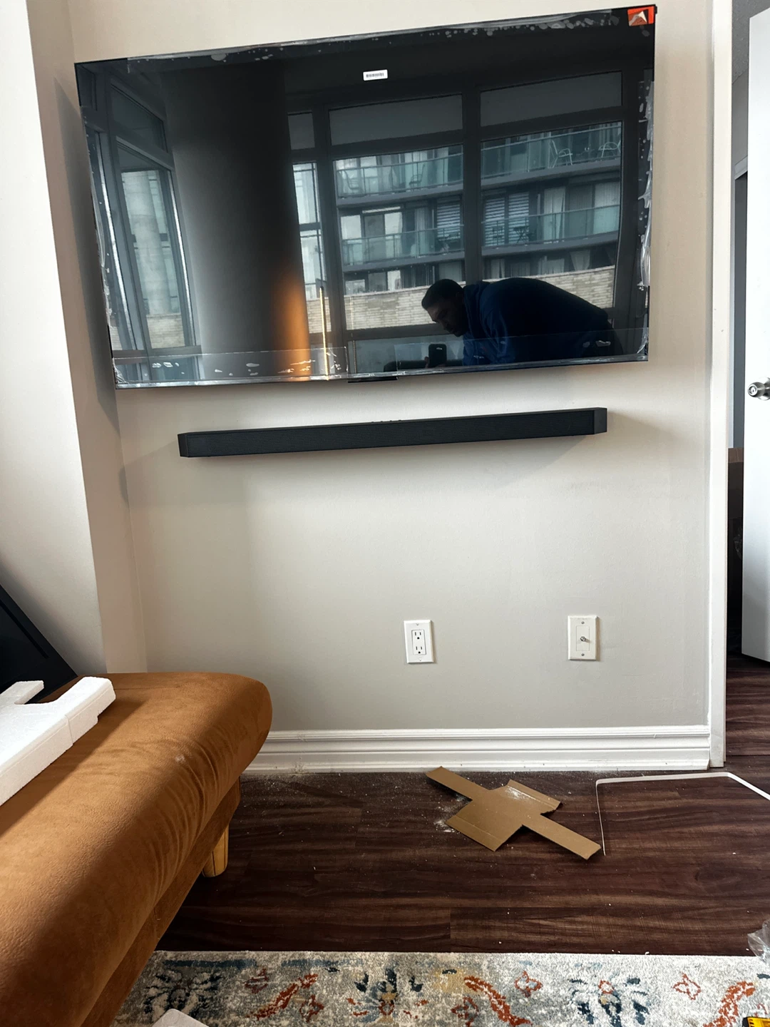 TV and sound bar - photo 2