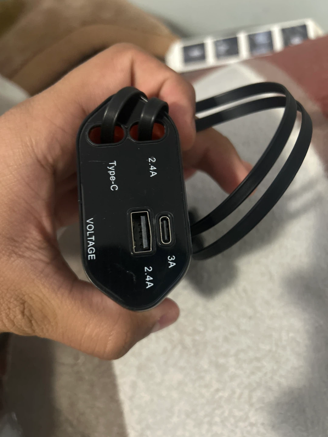 4-in-1 Car Charger with USB-C and Lightning Cables - photo 5