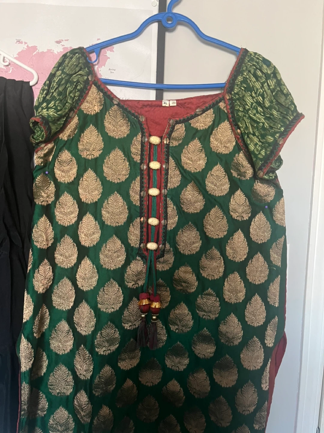 Green brocade kurta with gold pattern - photo 2