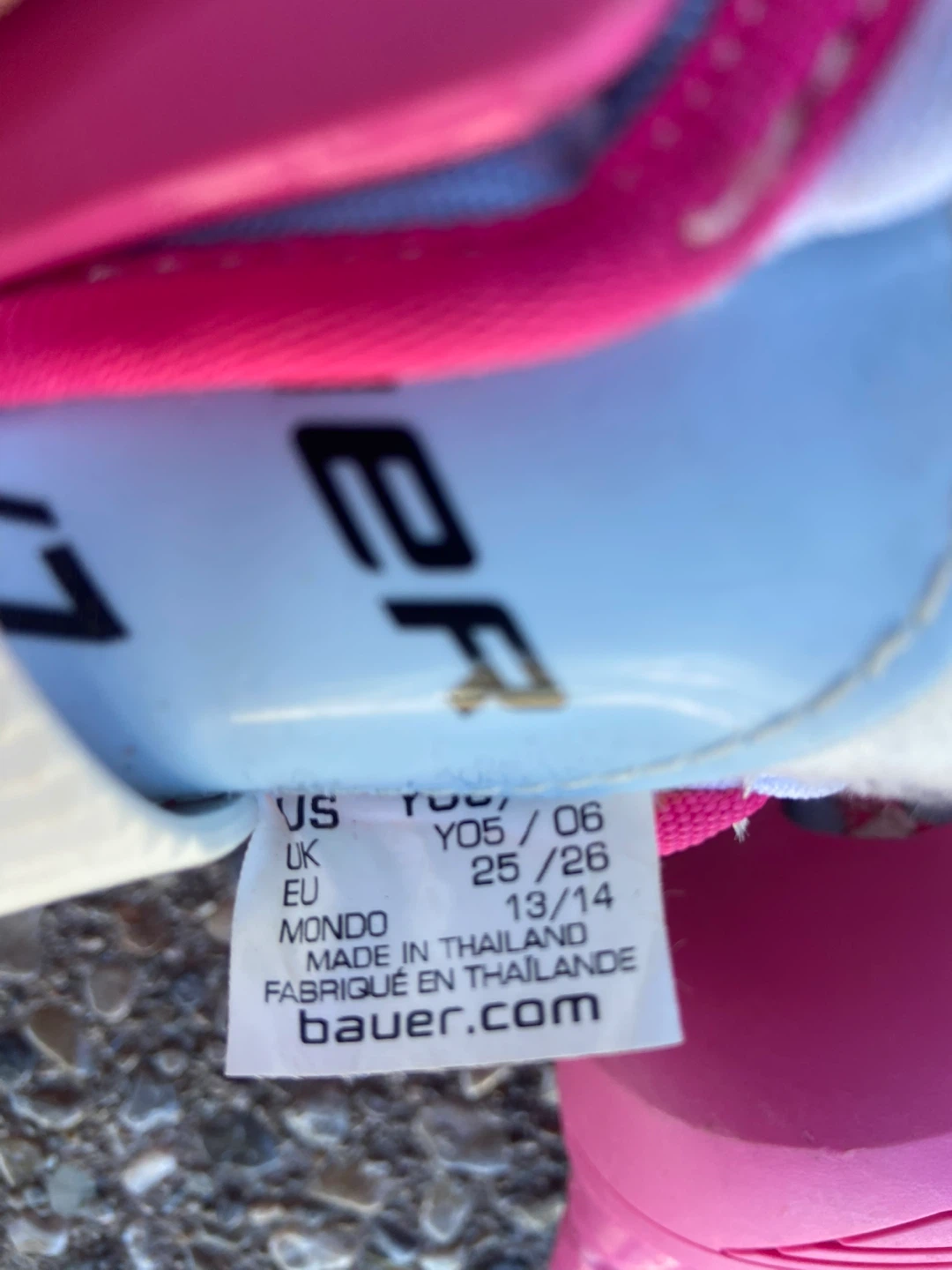 Bauer Pink Youth Ice Skates - photo 2