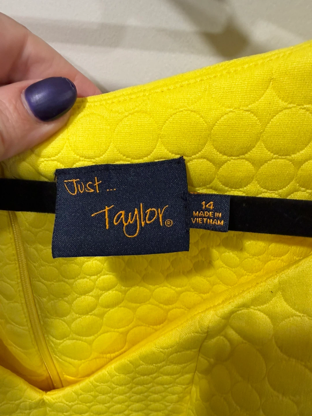 Just Taylor Yellow Textured Sleeveless Dress Size 14 - photo 3