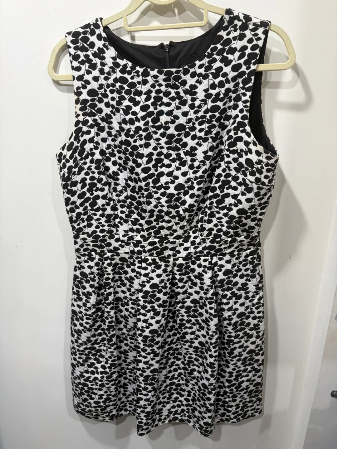 Cynthia Rowley Black & White Leaf Print Dress - Size 14