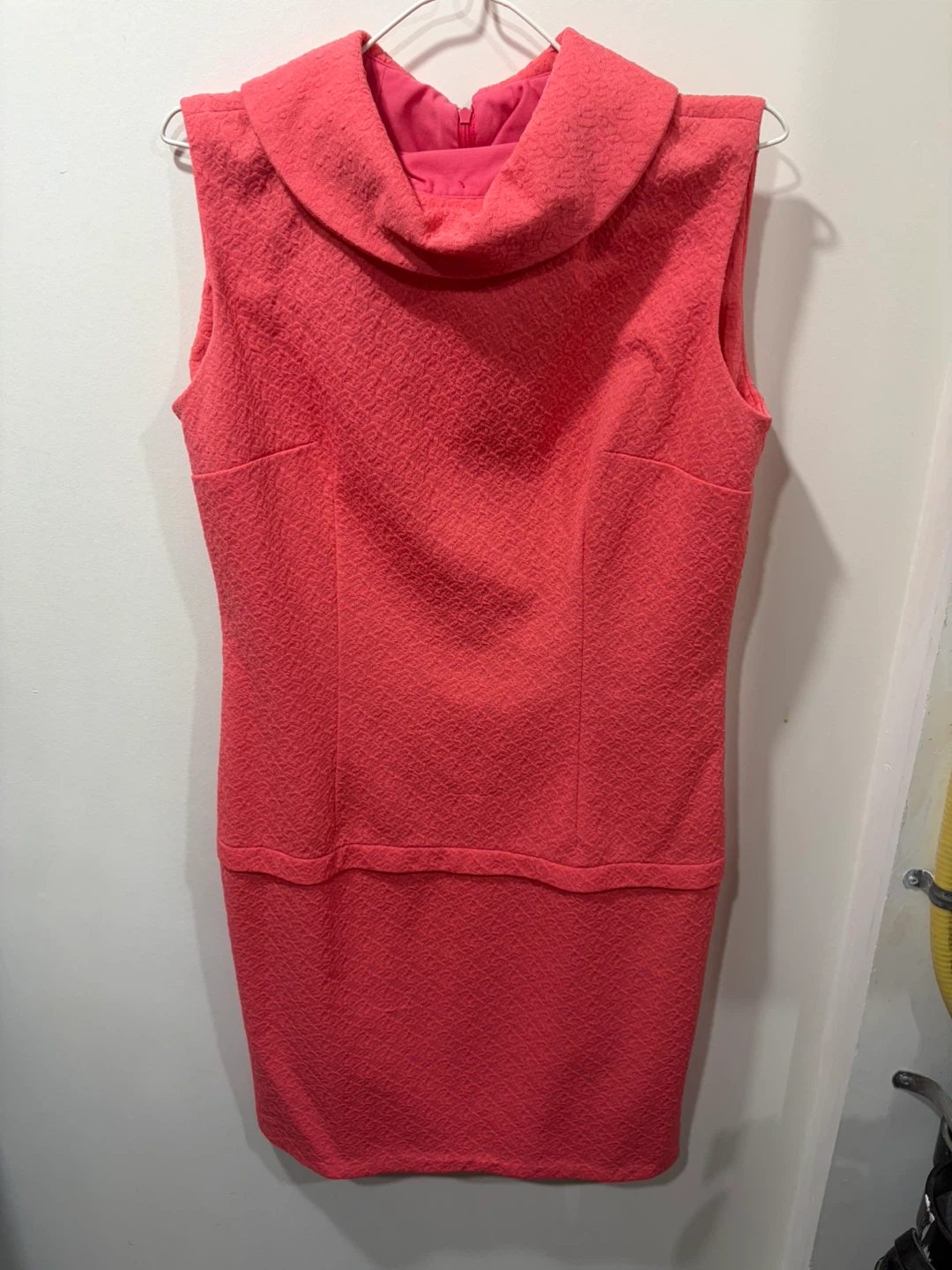 Vintage Coral Textured Sleeveless Dress