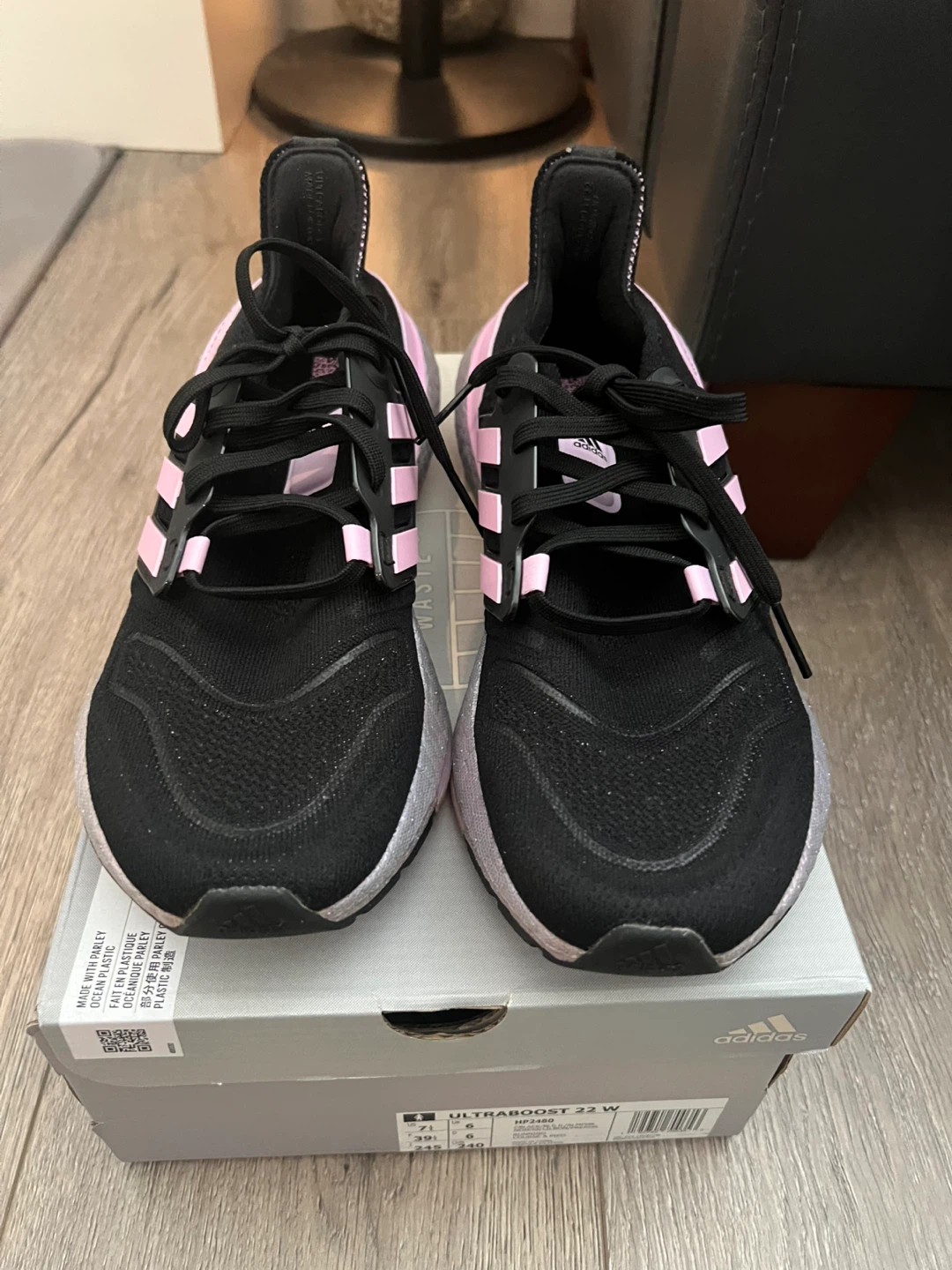 Adidas Ultraboost 22 W Running Shoes