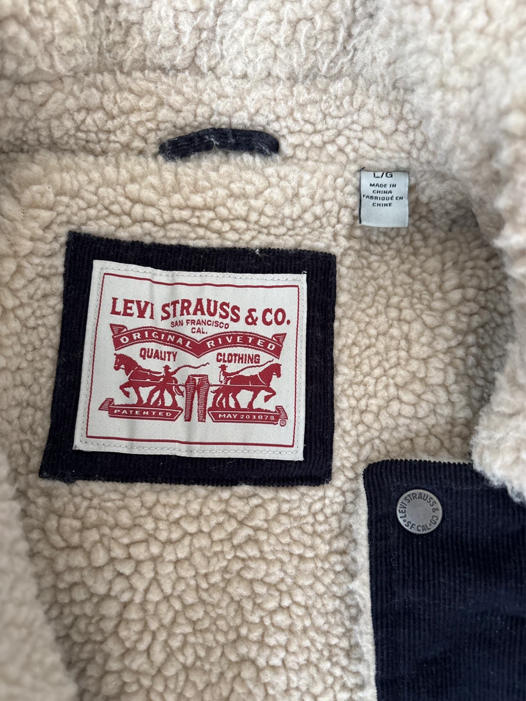 Levi Strauss & Co. Sherpa Lined Corduroy Trucker Jacket Size L/G - photo 2